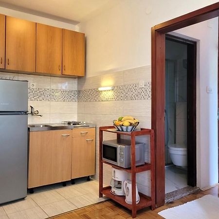Apartments Blazevic Омишаль Экстерьер фото