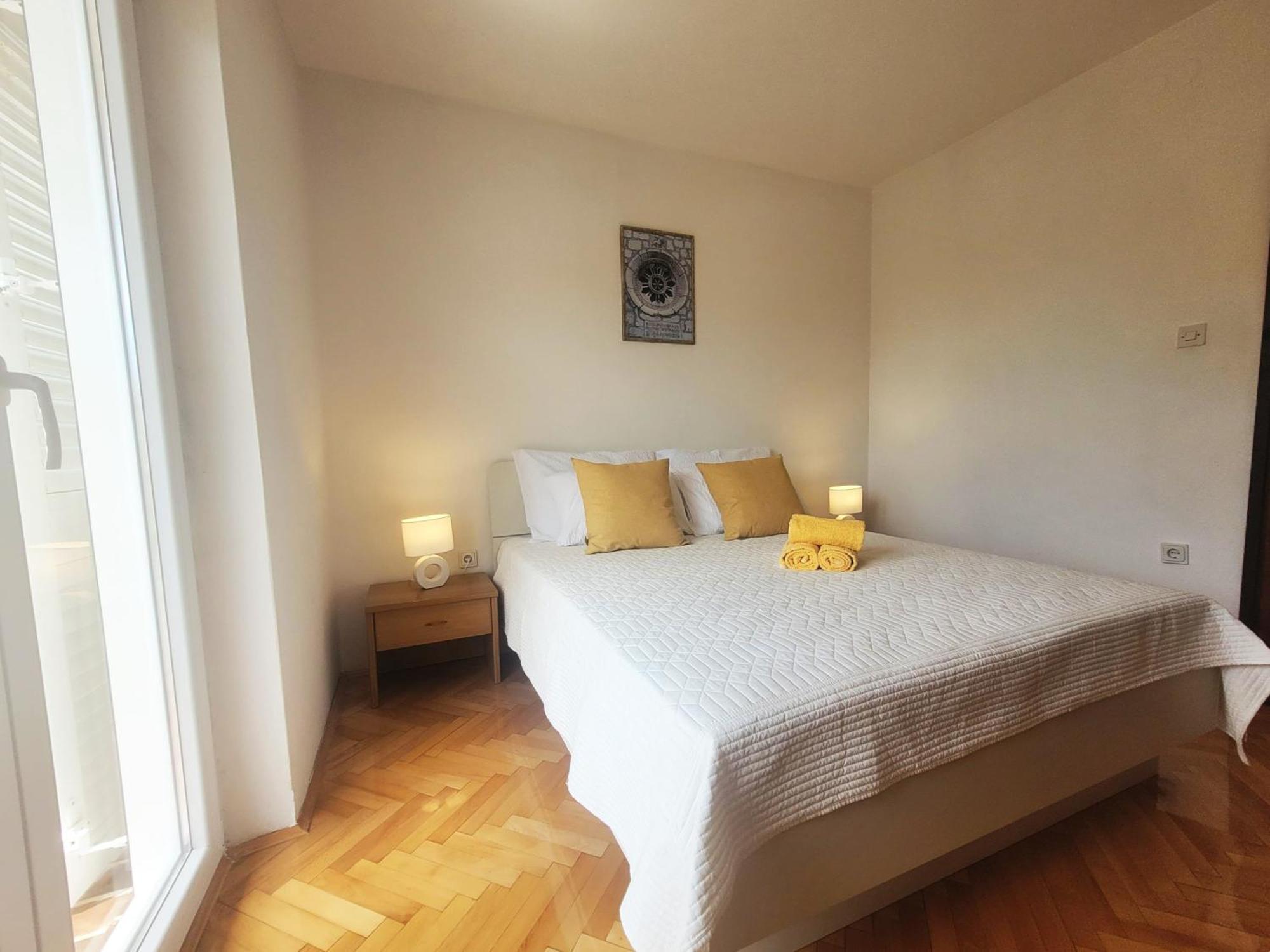 Apartments Blazevic Омишаль Экстерьер фото