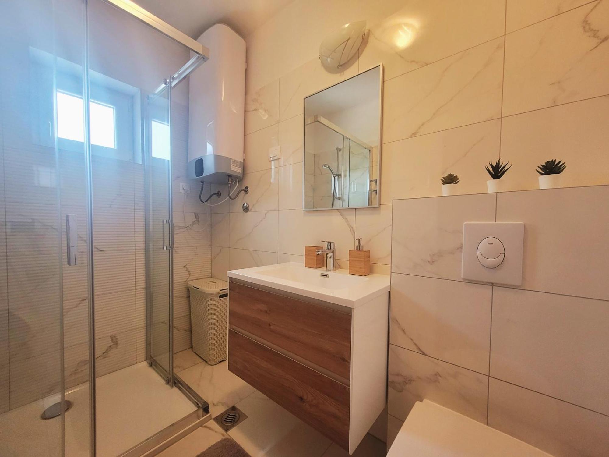 Apartments Blazevic Омишаль Экстерьер фото