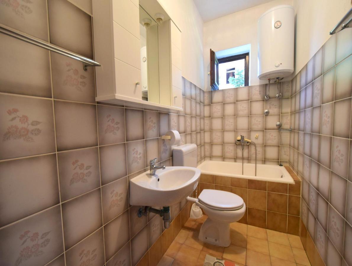 Apartments Blazevic Омишаль Экстерьер фото