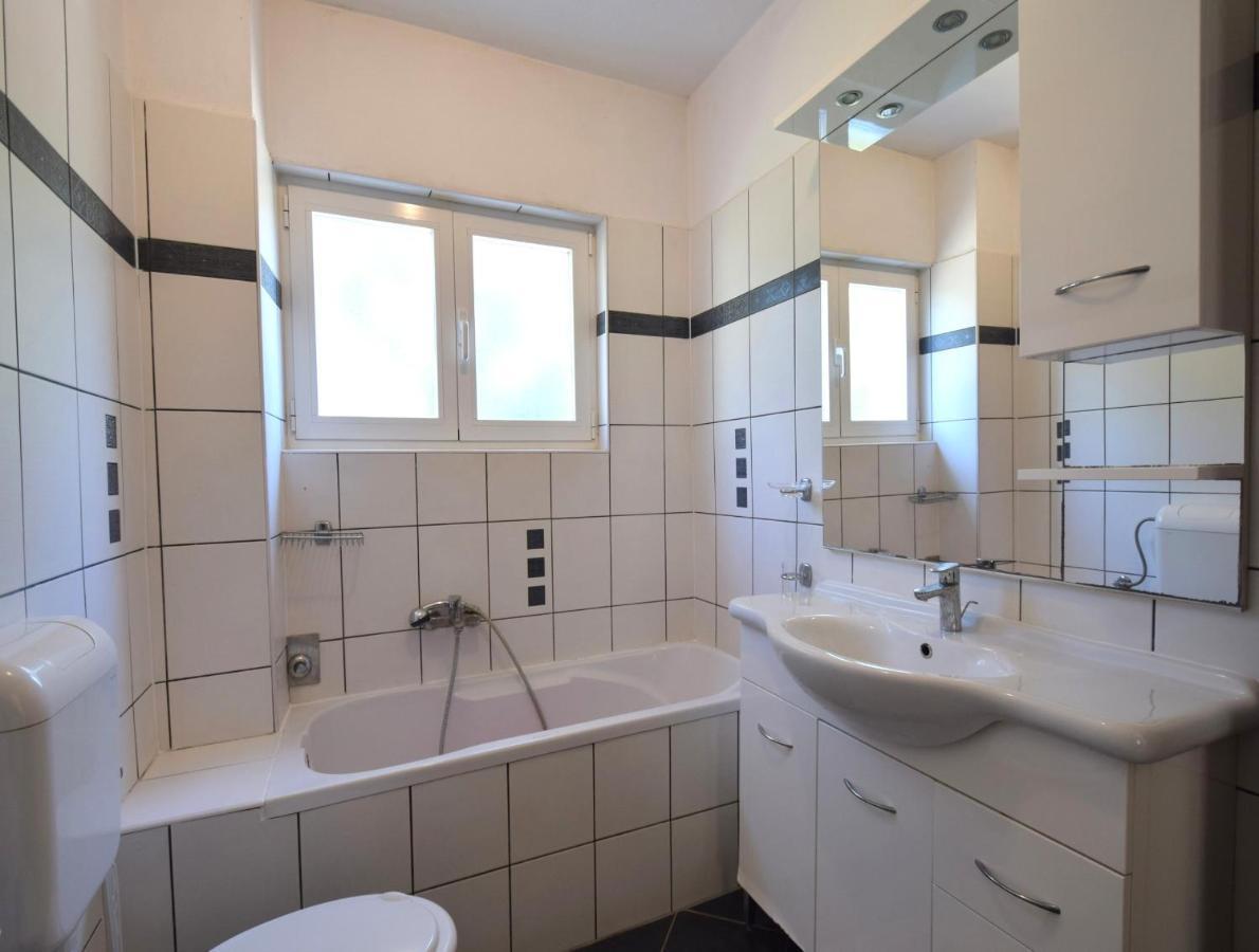 Apartments Blazevic Омишаль Экстерьер фото